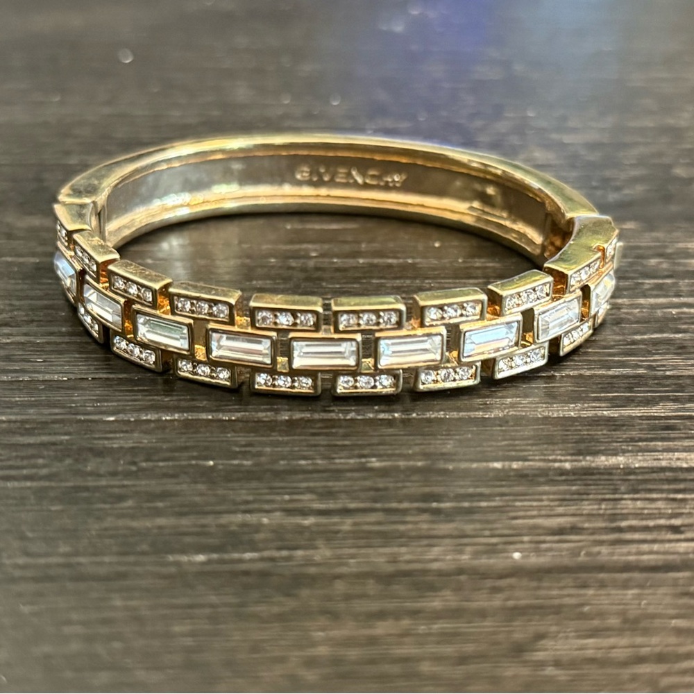 Vintage GIVENCHY Gold clear baguette rhinestones 2.2” hinged bangle